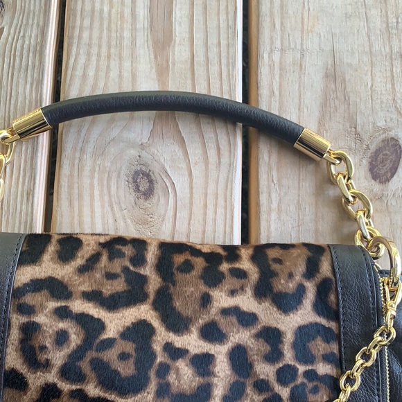 Micheal Kors - Picture 3 of 6